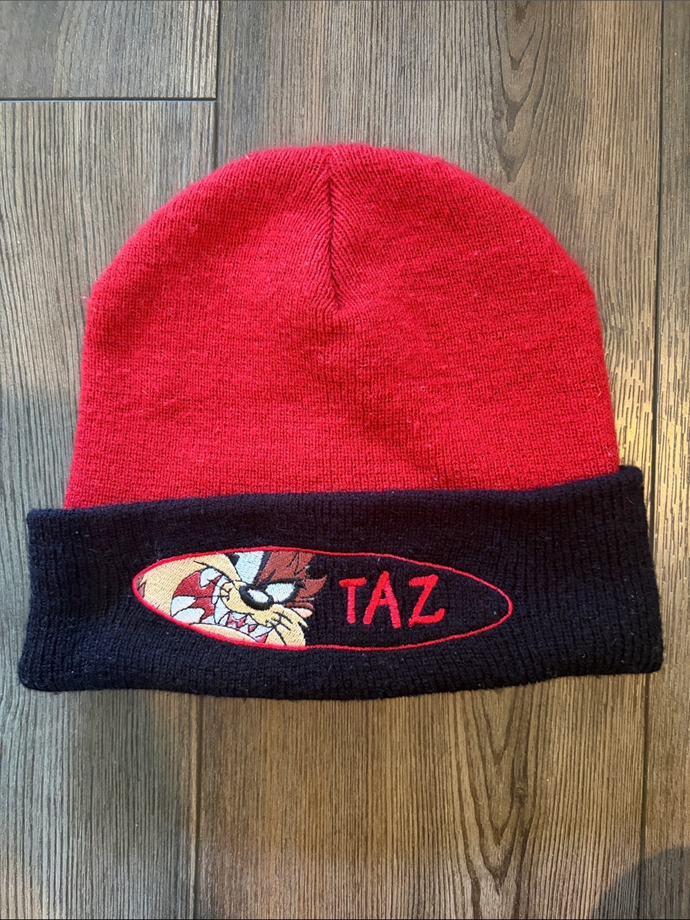 1990s Red and Black Taz Beanie Hat